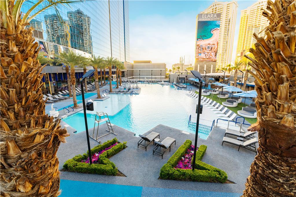 Hilton Club Elara Vegas Hotel